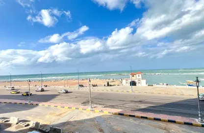 شقة - 2 غرف نوم - 2 حمامات للايجار في طريق الجيش - ميامي - حي اول المنتزة - الاسكندرية