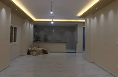 Apartment - 4 Bedrooms - 3 Bathrooms for rent in North Lotus - El Lotus - New Cairo City - Cairo