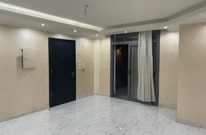 Apartment - 2 Bedrooms - 1 Bathroom for sale in Tag Sultan - Ring Road - Cairo