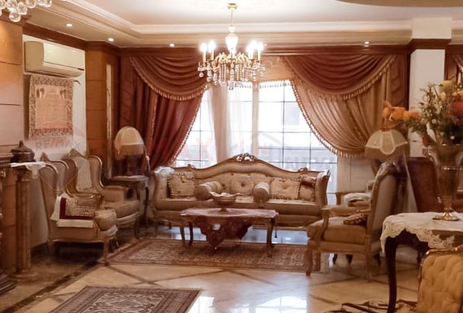 8185719 - Property Image 2