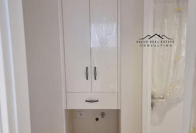 8369760 - Property Image 3