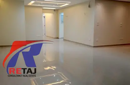 شقة - 5 غرف نوم - 3 حمامات للايجار في شارع مكرم عبيد - المنطقة السادسة - مدينة نصر - القاهرة