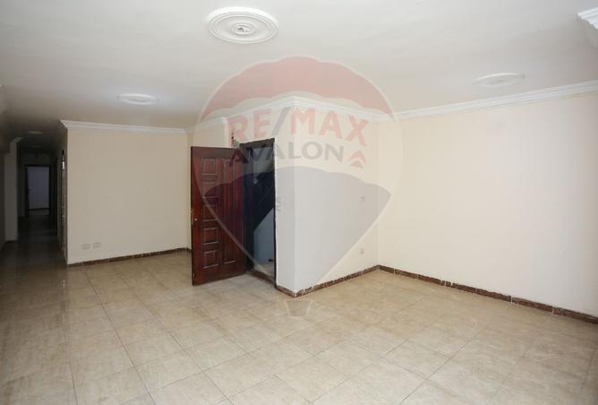 8175219 - Property Image 3