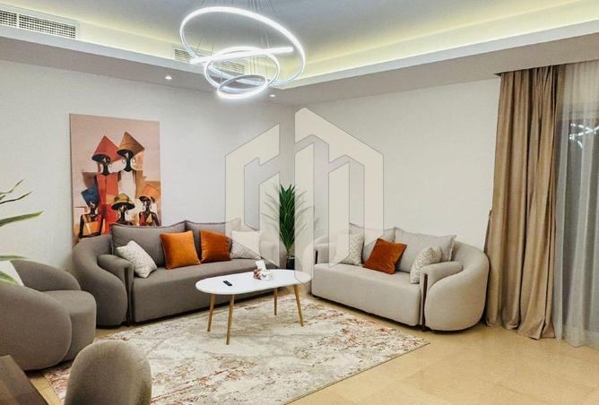 8244633 - Property Image 2