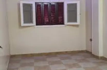 Apartment - 3 Bedrooms - 1 Bathroom for sale in Al Mansoura - Al Daqahlya