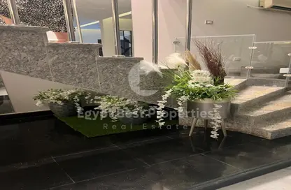 أي فيلا - 3 غرف نوم - 3 حمامات للايجار في ماونتن فيو تشيل اوت بارك - التوسعات الشمالية - مدينة 6 أكتوبر - الجيزة