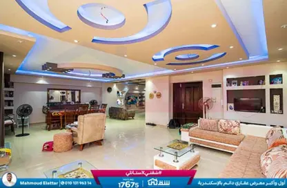 Apartment - 3 Bedrooms - 2 Bathrooms for sale in Abdelhamid Al Abady St. - Roushdy - Hay Sharq - Alexandria