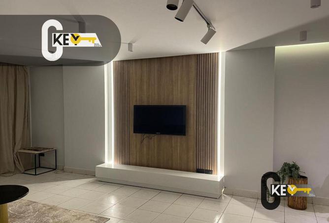 8221051 - Property Image 2