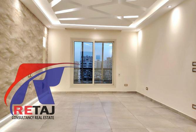 8192225 - Property Image 2