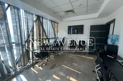 Office Space - Studio - 1 Bathroom for sale in Cairo Business Plaza - North Teseen St. - The 5th Settlement - New Cairo City - Cairo
