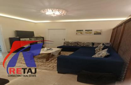 Apartment - 3 Bedrooms - 2 Bathrooms for rent in Tamim Ibn Al Moez St. - 1st Zone - Nasr City - Cairo
