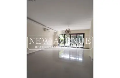 Villa - 2 Bedrooms - 3 Bathrooms for sale in The Residences - Hyde Park - New Cairo City - Cairo