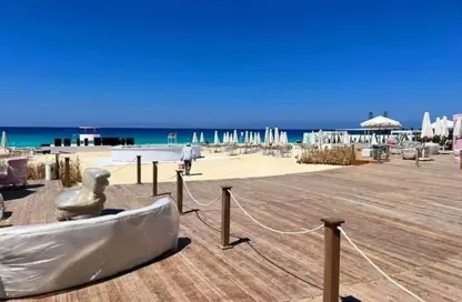 Chalet - 2 Bedrooms - 2 Bathrooms for sale in Remal - Ras Al Hekma - North Coast