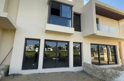 فيلا - 4 غرف نوم - 3 حمامات للبيع في أو ويست - كمبوندات 6 أكتوبر - مدينة 6 أكتوبر - الجيزة