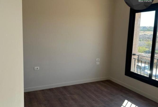 8032780 - Property Image 2