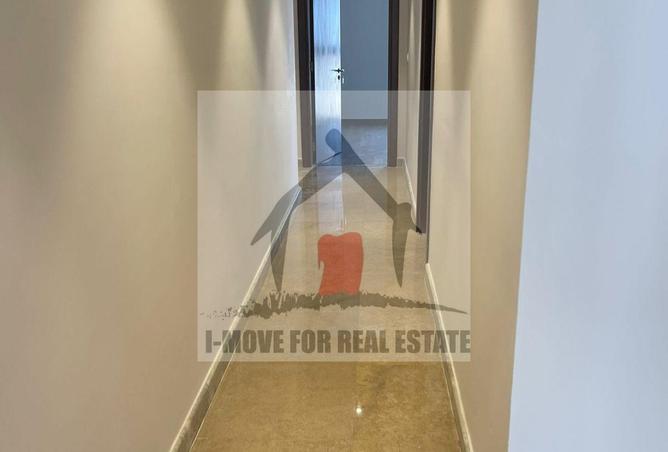 8081617 - Property Image 3