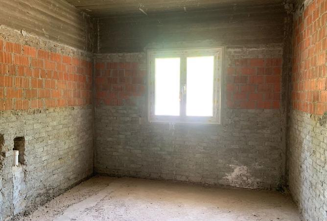 8046302 - Property Image 3