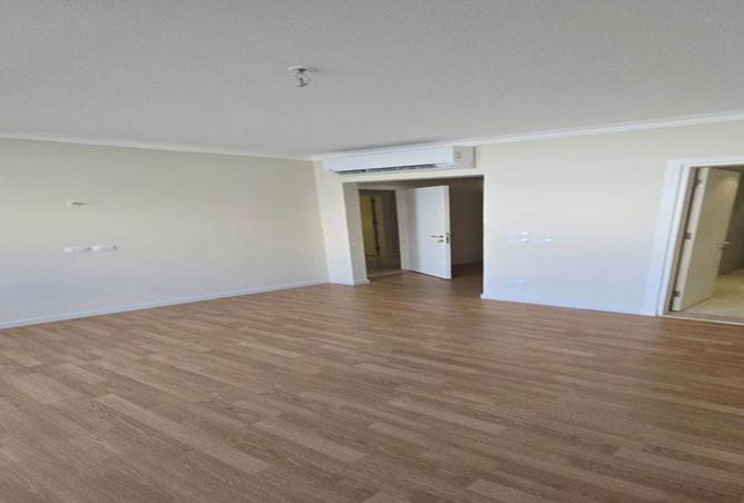 8525343 - Property Image 2