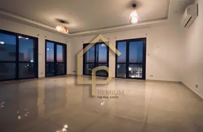 شقة - 2 غرف نوم - 3 حمامات للايجار في ذا كورت ياردز - كمبوندات الشيخ زايد - الشيخ زايد - الجيزة