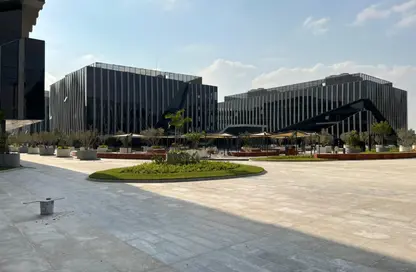 Whole Building - Studio - 7+ Bathrooms for sale in Bank Center Street - South Teseen St. - The 5th Settlement - New Cairo City - Cairo