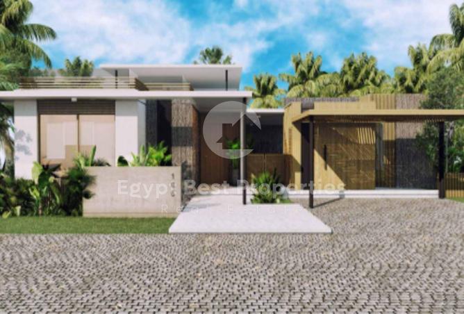 8051603 - Property Image 2