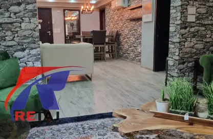 Apartment - 2 Bedrooms - 1 Bathroom for rent in Al Shouyfat - 5th Settlement Compounds - The 5th Settlement - New Cairo City - Cairo