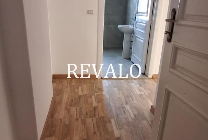 8112403 - Property Image 2