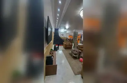 دوبلكس - 4 غرف نوم - 3 حمامات للبيع في شرق الاكاديمية - مدينة القاهرة الجديدة - القاهرة