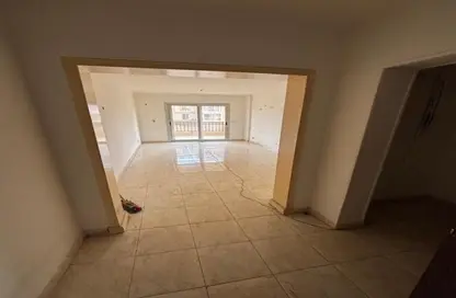 Apartment - 2 Bedrooms - 1 Bathroom for sale in Madinaty - Cairo