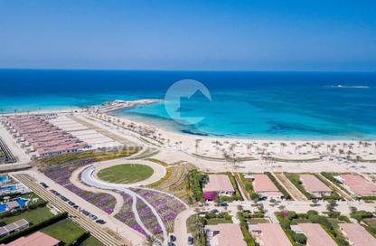 فيلا - 6 غرف نوم - 7 حمامات للبيع في چون - راس الحكمة - الساحل الشمالي