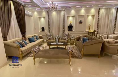 منزل مزدوج - 4 غرف نوم - 4 حمامات للبيع في شارع البستان - الحي التاسع - الشيخ زايد - الجيزة