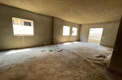Apartment - 3 Bedrooms - 2 Bathrooms for sale in North Lotus - El Lotus - New Cairo City - Cairo