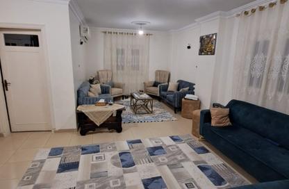 Apartment - 2 Bedrooms - 2 Bathrooms for sale in Noaman Gomaa St. - 2nd District - Obour City - Qalyubia