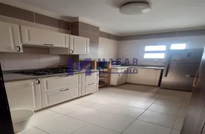 شقة - 2 غرف نوم - 1 حمام للايجار في محور العروبة - المنطقة أ - حى جنوب الاكايمية - مدينة القاهرة الجديدة - القاهرة