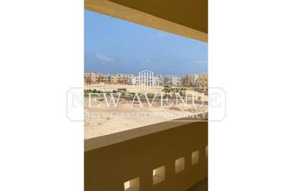 Chalet - 4 Bedrooms - 3 Bathrooms for sale in Emirates Heights - Qesm Ad Dabaah - North Coast