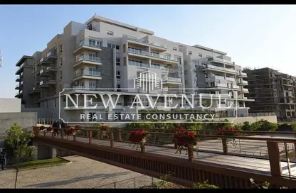 Apartment - 2 Bedrooms - 2 Bathrooms for sale in Mountain View iCity - 5th Settlement Compounds - The 5th Settlement - New Cairo City - Cairo