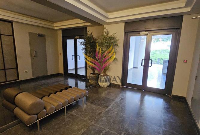 8075744 - Property Image 2