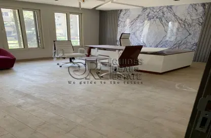 مساحات مكتبية - استوديو - 8 حمامات للبيع في شارع جزيرة العرب (المهندس حسن حلمي) - المهندسين - الجيزة