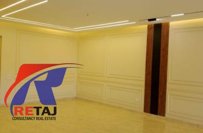 Apartment - 3 Bedrooms - 3 Bathrooms for sale in Al Tayaran St. - Manteqet Al Cinema - Nasr City - Cairo