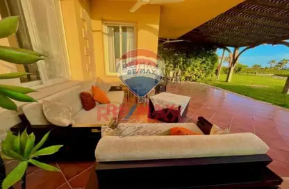 Villa - 5 Bedrooms - 4 Bathrooms for sale in Al Ein Bay - Al Ain Al Sokhna - Suez