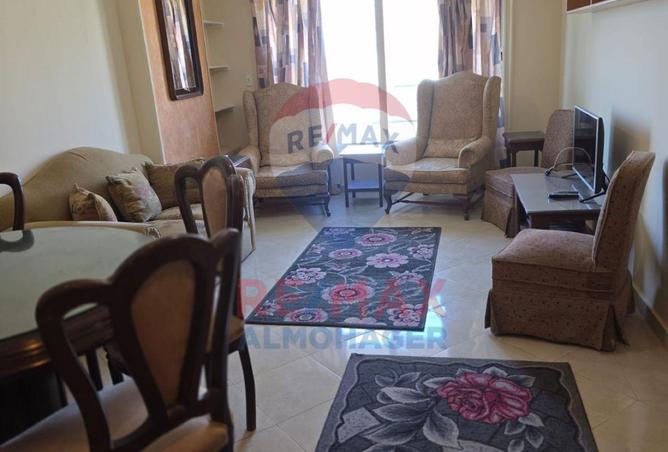 8318560 - Property Image 2