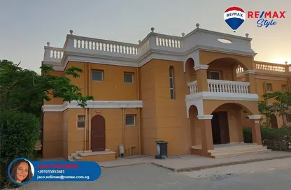 فيلا - 4 غرف نوم - 3 حمامات للبيع في ستيلا هليوبوليس - طريق مصر إسماعيلية الصحراوي - القاهرة