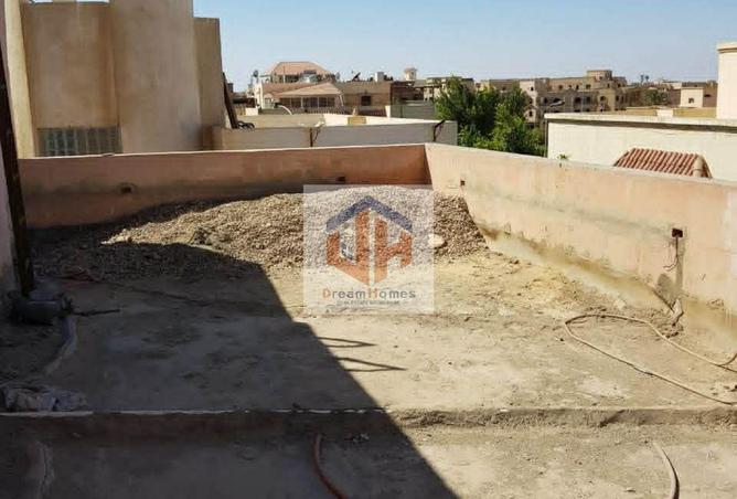 8273636 - Property Image 3