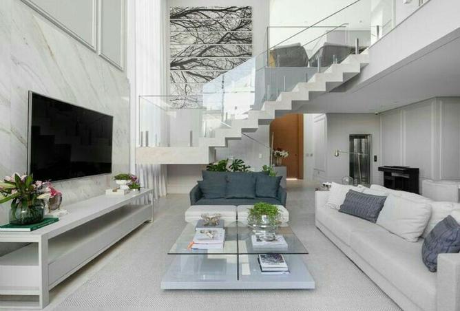 8037766 - Property Image 2