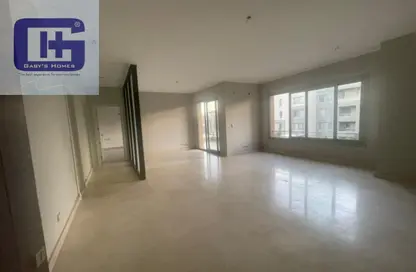 Apartment - 2 Bedrooms - 2 Bathrooms for sale in Palm Hills Village Gate - South Investors Area - New Cairo City - Cairo