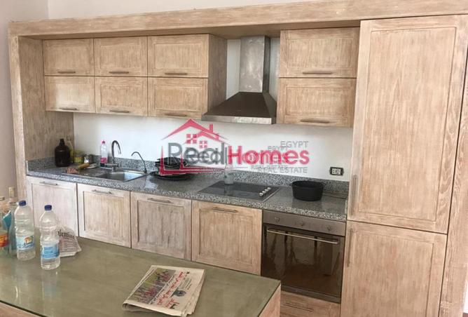 8060775 - Property Image 3