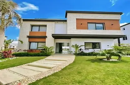 Villa - 6 Bedrooms - 6 Bathrooms for sale in Mivida - 5th Settlement Compounds - The 5th Settlement - New Cairo City - Cairo
