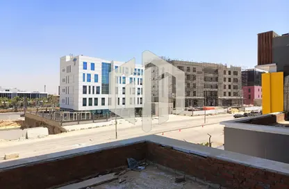 Office Space - Studio - 2 Bathrooms for sale in Bank Center Street - South Teseen St. - The 5th Settlement - New Cairo City - Cairo