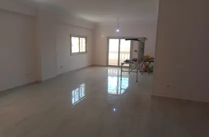 شقة - 2 غرف نوم - 2 حمامات للايجار في اللوتس الجنوبي - حى اللوتس - مدينة القاهرة الجديدة - القاهرة