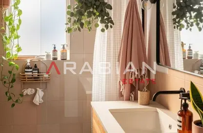 Apartment - 2 Bedrooms - 2 Bathrooms for sale in The Crest - 5th Settlement Compounds - The 5th Settlement - New Cairo City - Cairo